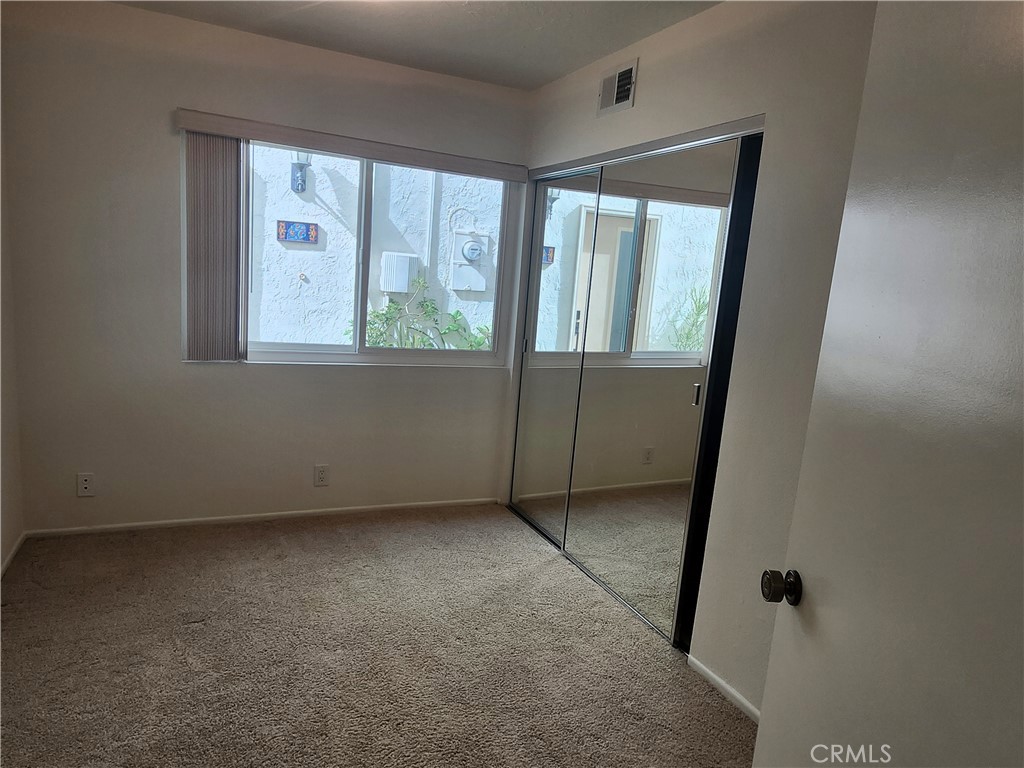 240 Melrose Drive Oxnard, CA 93035 - Photo 46 of 55 2nd downstairs bedroom closet