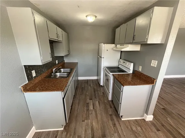 $899 | 2527 Crawford Street, Unit 3, North Las Vegas, NV 89030