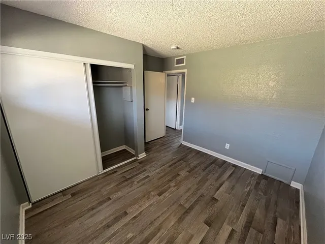 $899 | 2527 Crawford Street, Unit 3, North Las Vegas, NV 89030