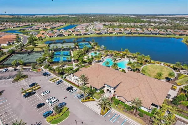 $609,900 | 10802 Seasons Way, Palmetto, FL 34221