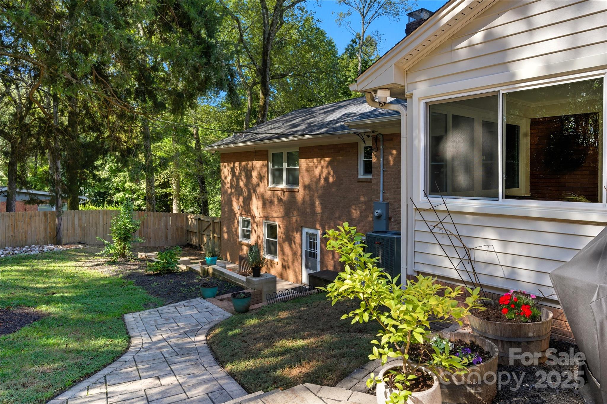 1912 Woodberry Road Charlotte, NC 28212 - Photo 40 of 48