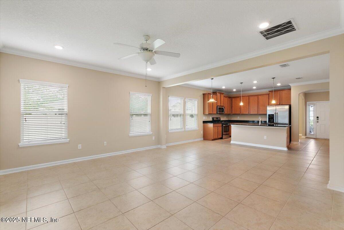 165 Crown Colony Road St. Augustine, FL 32092 - Photo 4 of 26 09-Living Room to Kitchen