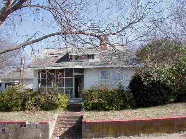 1524 Buncombe Road Greenville, SC 29609 - Photo 1 of 3 Gallery Image 1