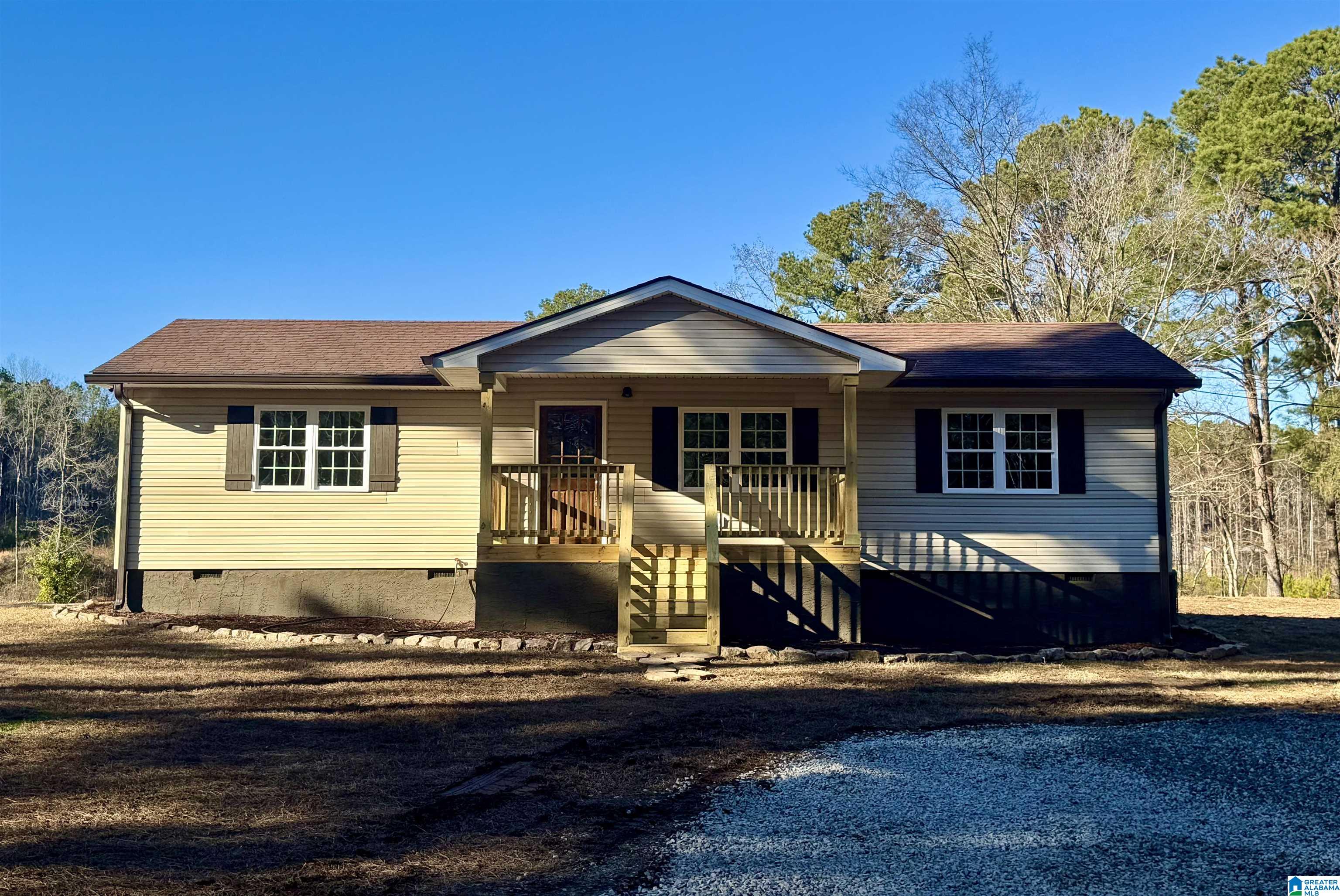 645 Skyview Lake Road Warrior, AL 35180 - Photo 1 of 53