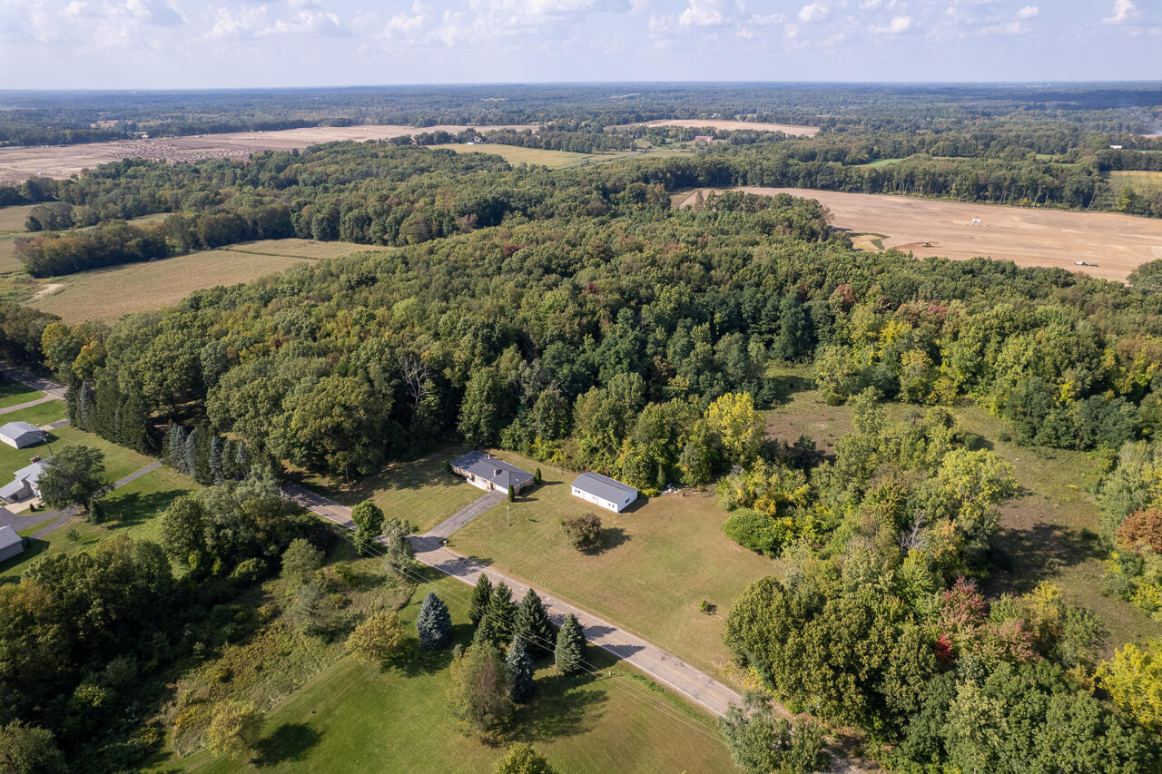 15988 Comdon Road Albion, MI 49224 - Photo 34 of 37 15988 Comdon Rd - 1037