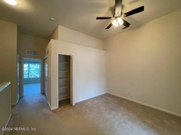 a view of room with an empty space