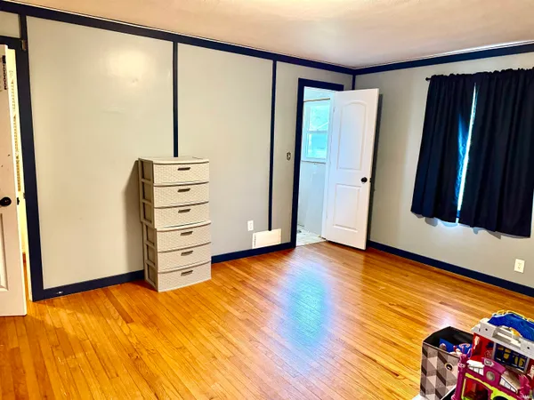 $249,900 | 918 Old Farm Road, Bedford, IN 47421