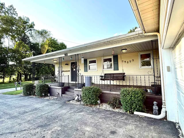 $249,900 | 918 Old Farm Road, Bedford, IN 47421