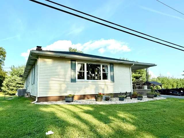 $249,900 | 918 Old Farm Road, Bedford, IN 47421