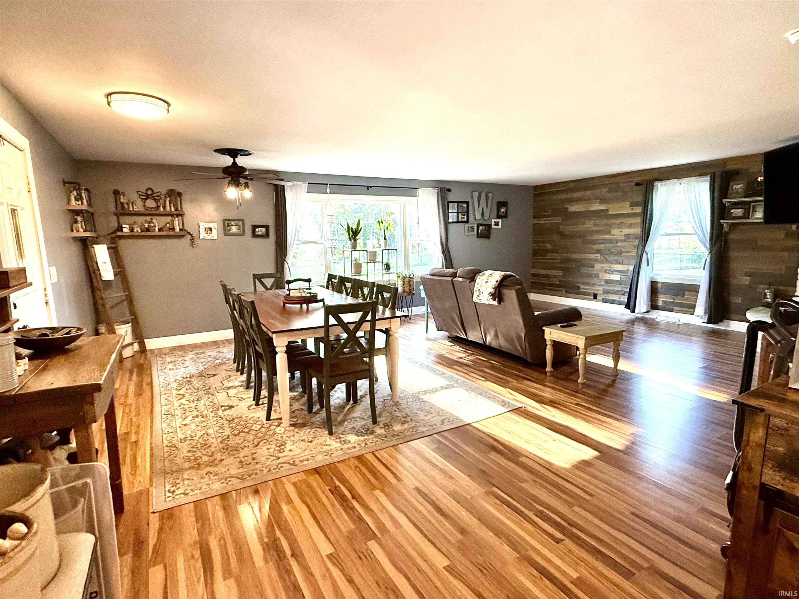 918 Old Farm Road Bedford, IN 47421 - Photo 4 of 23