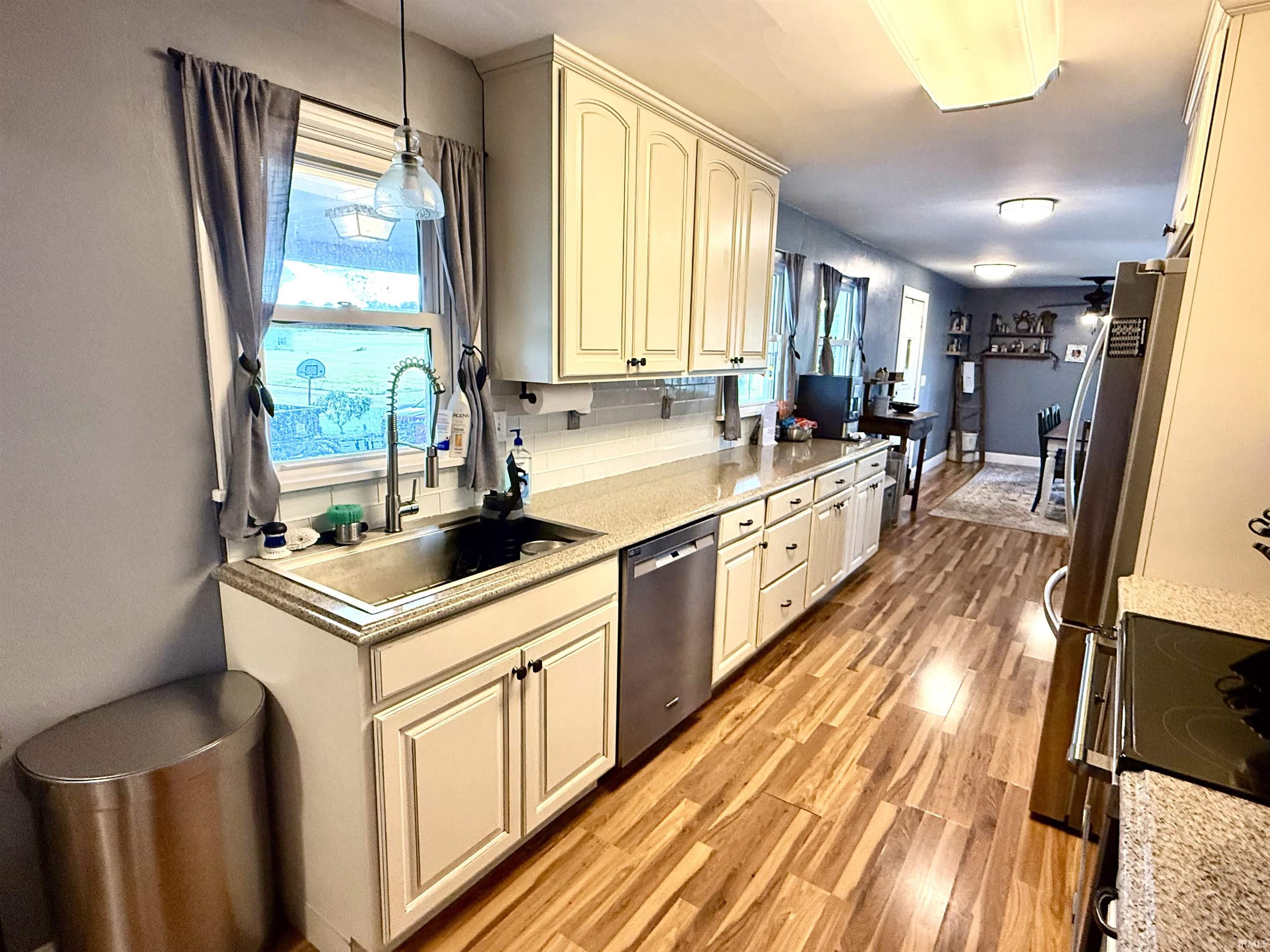 918 Old Farm Road Bedford, IN 47421 - Photo 6 of 23