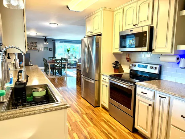 $249,900 | 918 Old Farm Road, Bedford, IN 47421