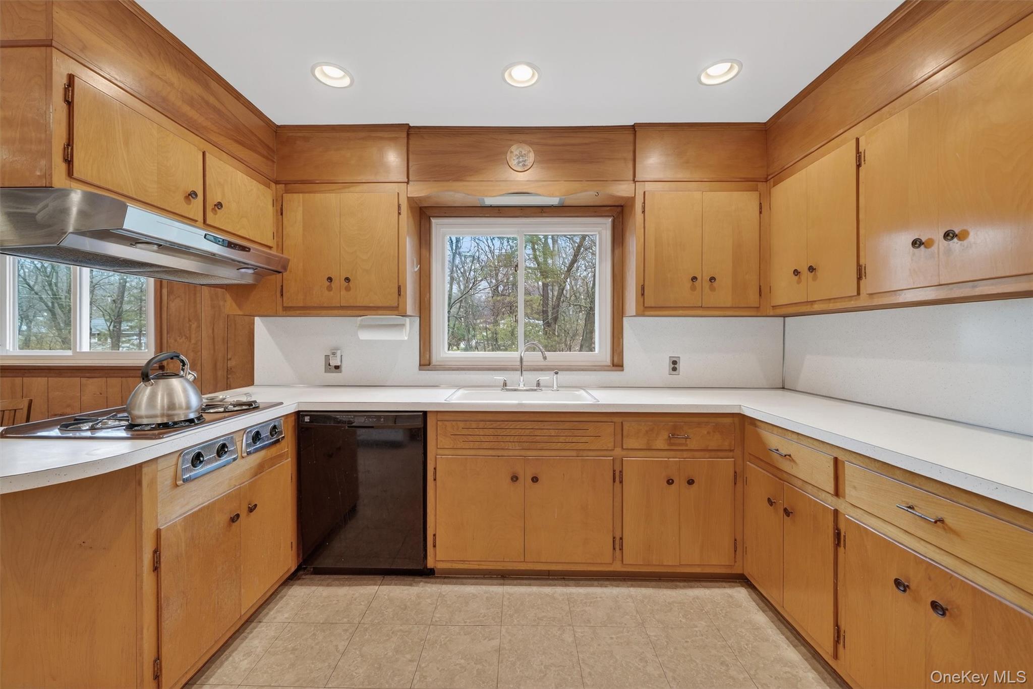 5 River Road Suffern, NY 10901 - Photo 19 of 50