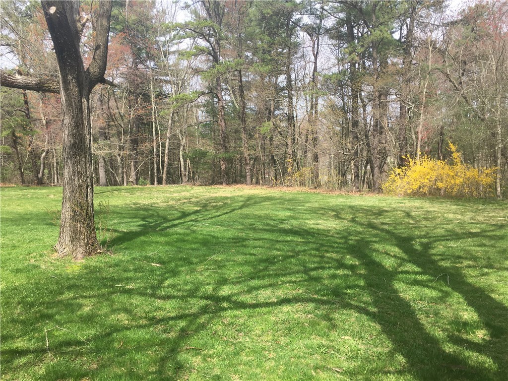 219 Money Hill Road Glocester, RI 02814 - Photo 4 of 28 Gallery Image 4