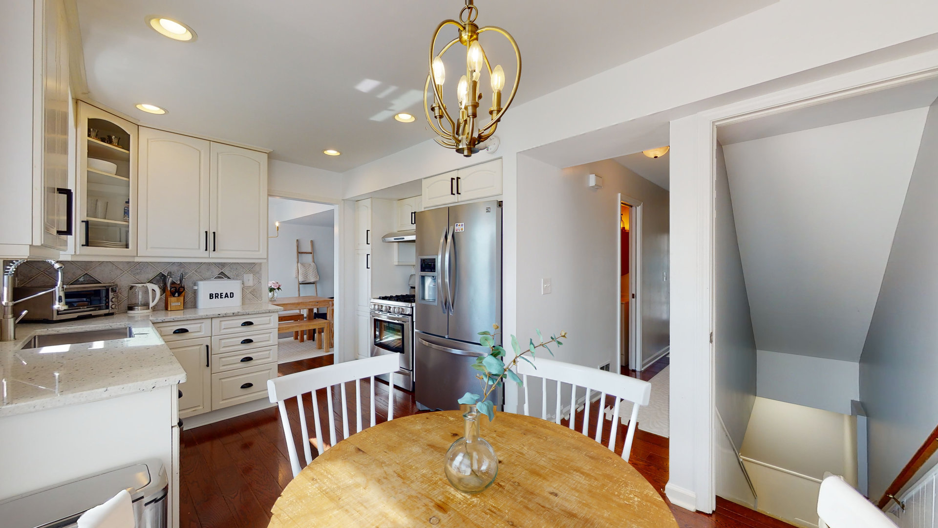 1017 Weeping Willow Drive Wheeling, IL 60090 - Photo 6 of 34 a view of a kitchen from the kitchen