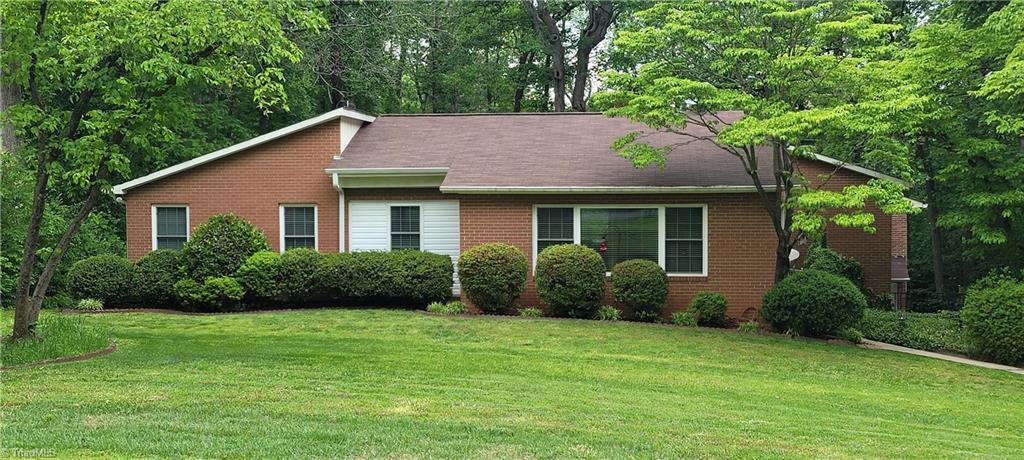 411 Kyle Road Winston-Salem, NC 27104 - Photo 1 of 27 Gallery Image 1