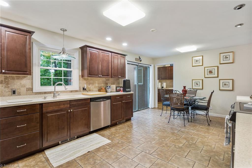 411 Kyle Road Winston-Salem, NC 27104 - Photo 12 of 27 Gallery Image 12