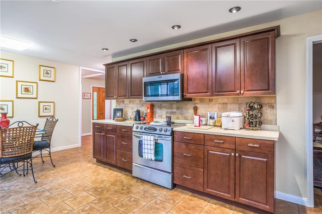 411 Kyle Road Winston-Salem, NC 27104 - Photo 13 of 27 Gallery Image 13