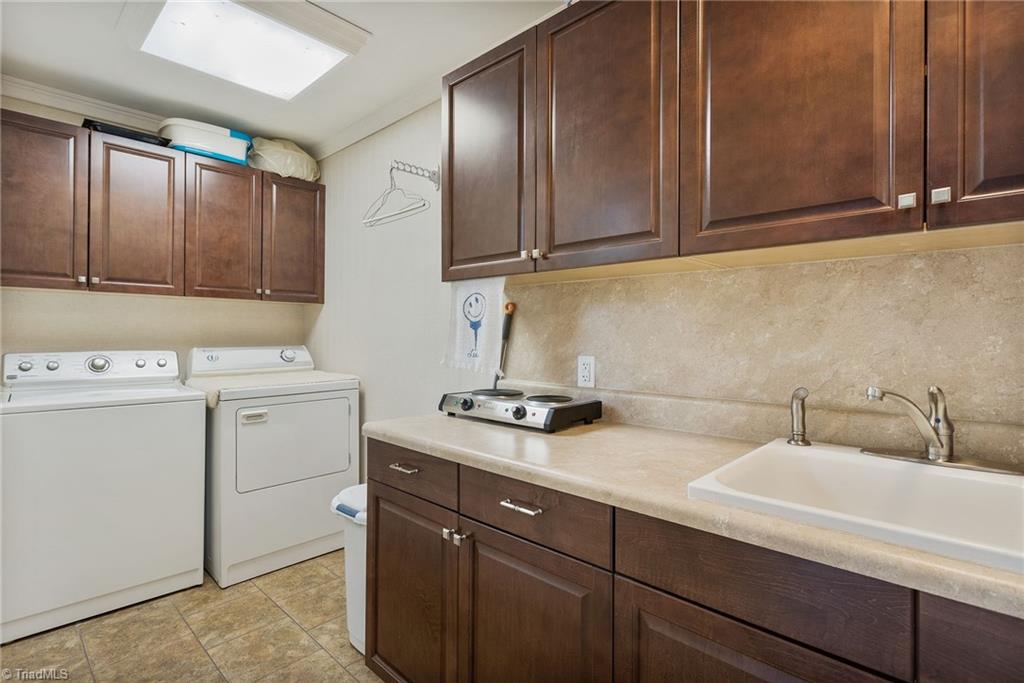 411 Kyle Road Winston-Salem, NC 27104 - Photo 8 of 27 Gallery Image 8