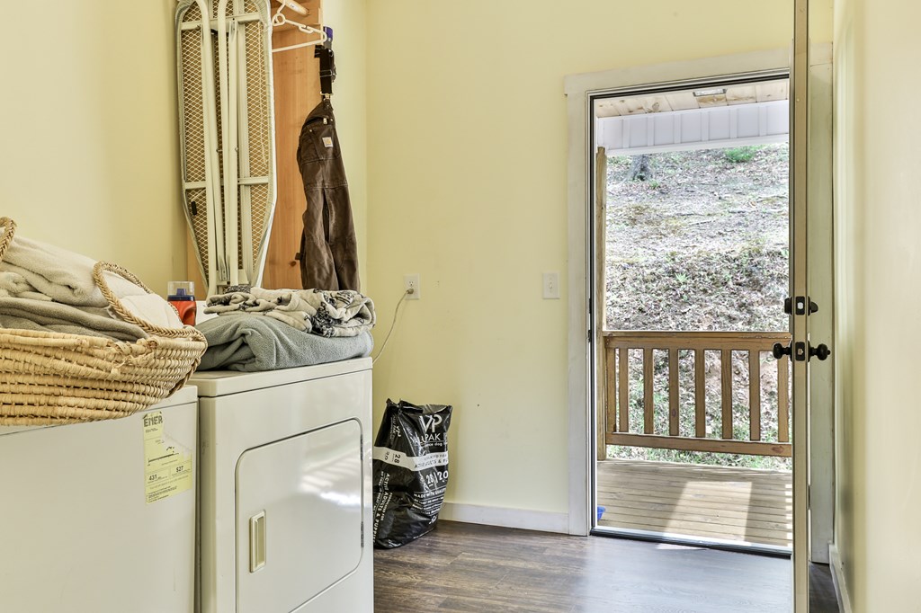 2001 Big Creek Road Ellijay, GA 30536 - Photo 27 of 73 a bathroom with a sink and a mirror