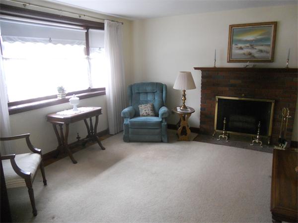 20 George Road Maynard, MA 01754 - Photo 5 of 16 Gallery Image 5