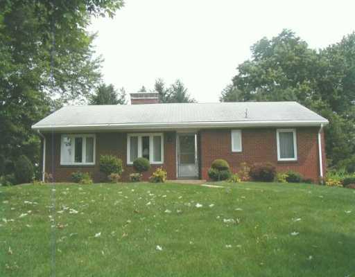 610 McGovern Road Houston, PA 15342 - Photo 1 of 7 Exterior Front.