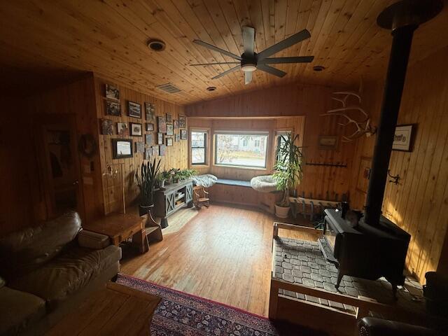 1594 Baldy View Drive Hailey, ID 83333 - Photo 4 of 10 IMG_1604