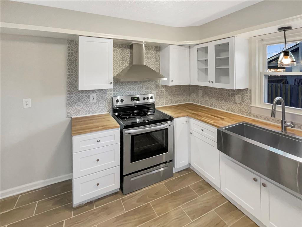 48 Russell Road Lawrenceville, GA 30043 - Photo 11 of 33