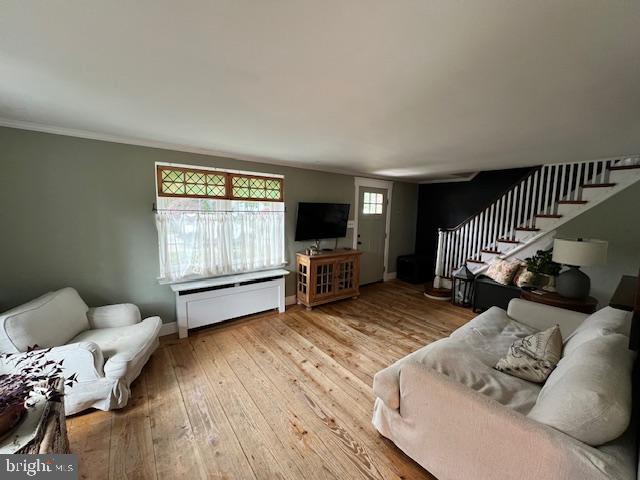 2128 Jenkintown Road Glenside, PA 19038 - Photo 4 of 29 Living Room