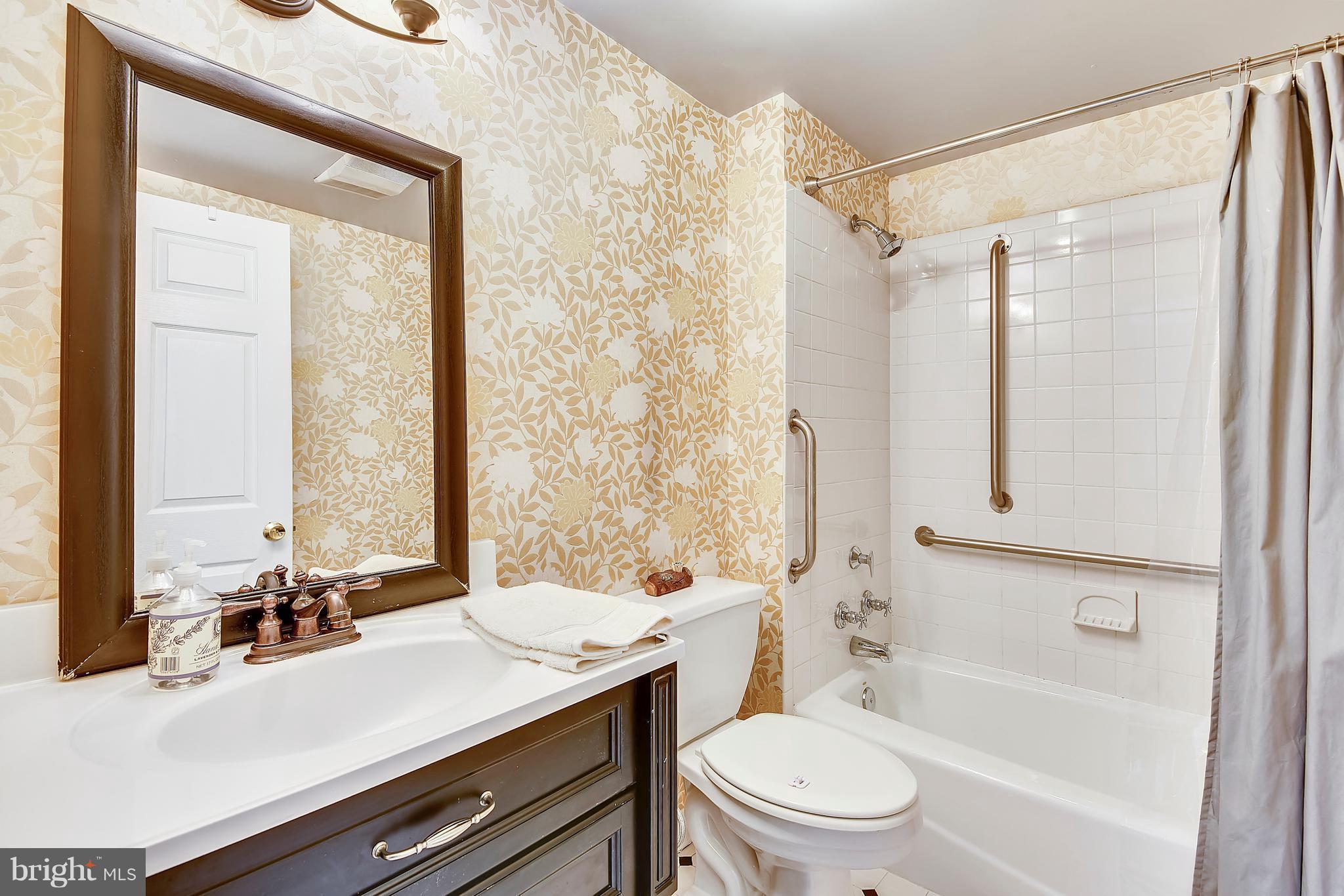9310 Glenville Road Silver Spring, MD 20901 - Photo 11 of 30 Spacious main level bath is attached to the MBR
