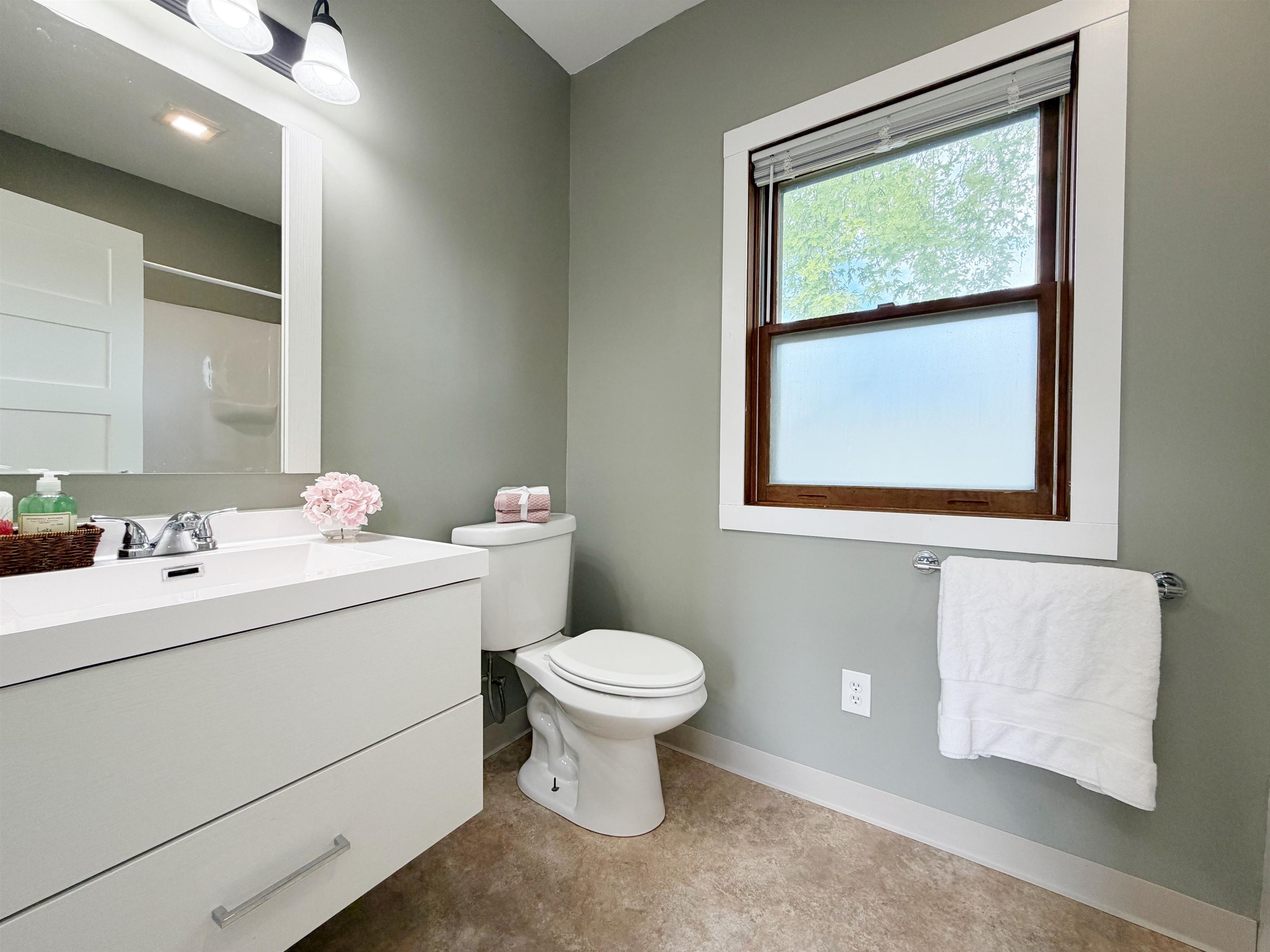 366 Grove Street Fond du Lac, WI 54935 - Photo 12 of 40