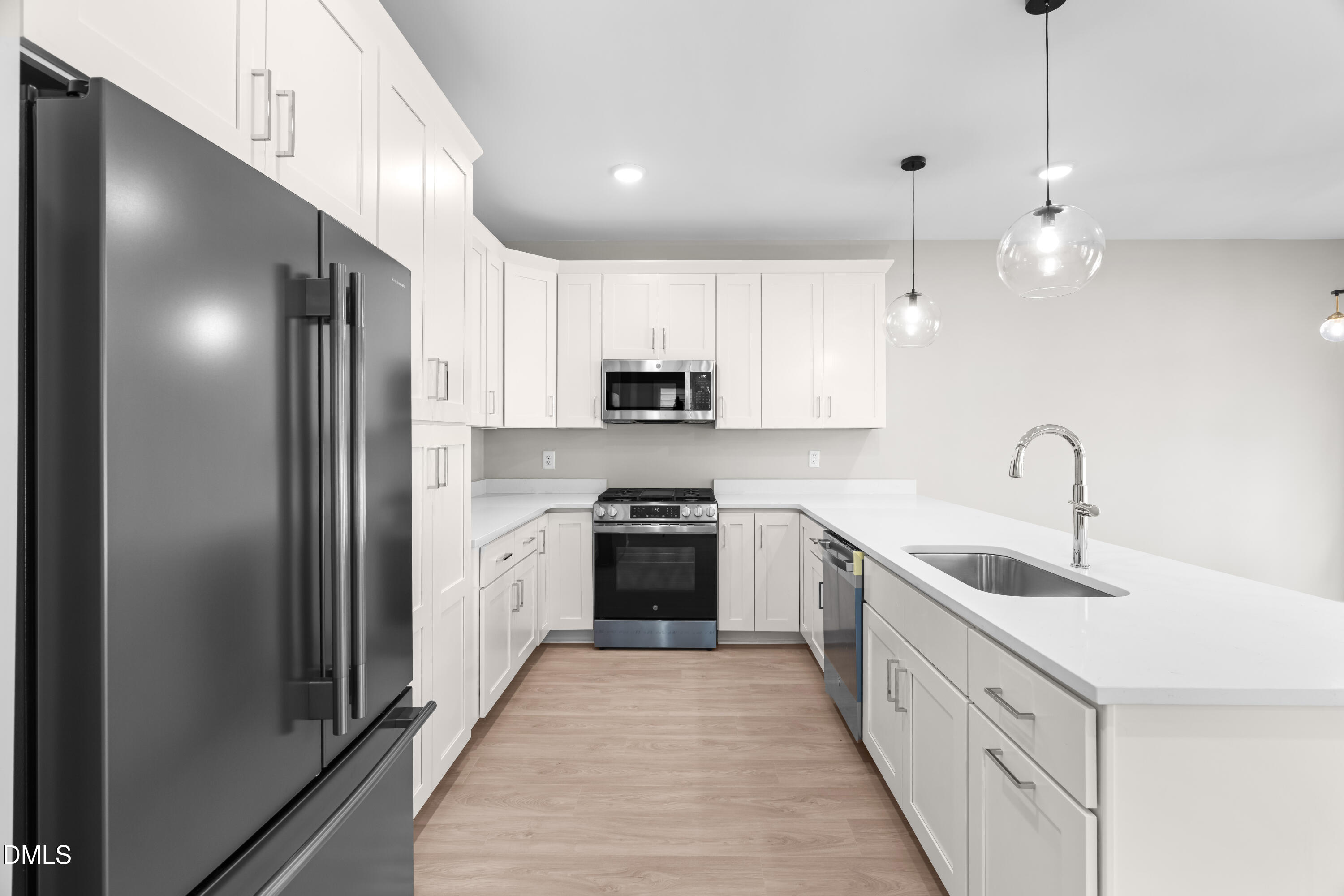 1028 Harper Road Raleigh, NC 27603 - Photo 10 of 50 DSC01874