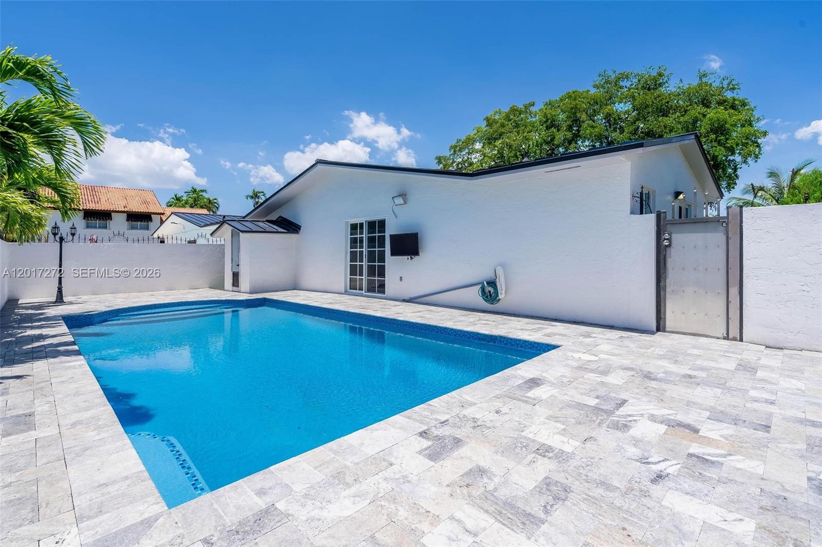 1900 Southwest 24th Street Miami, FL 33145 - Photo 19 of 20