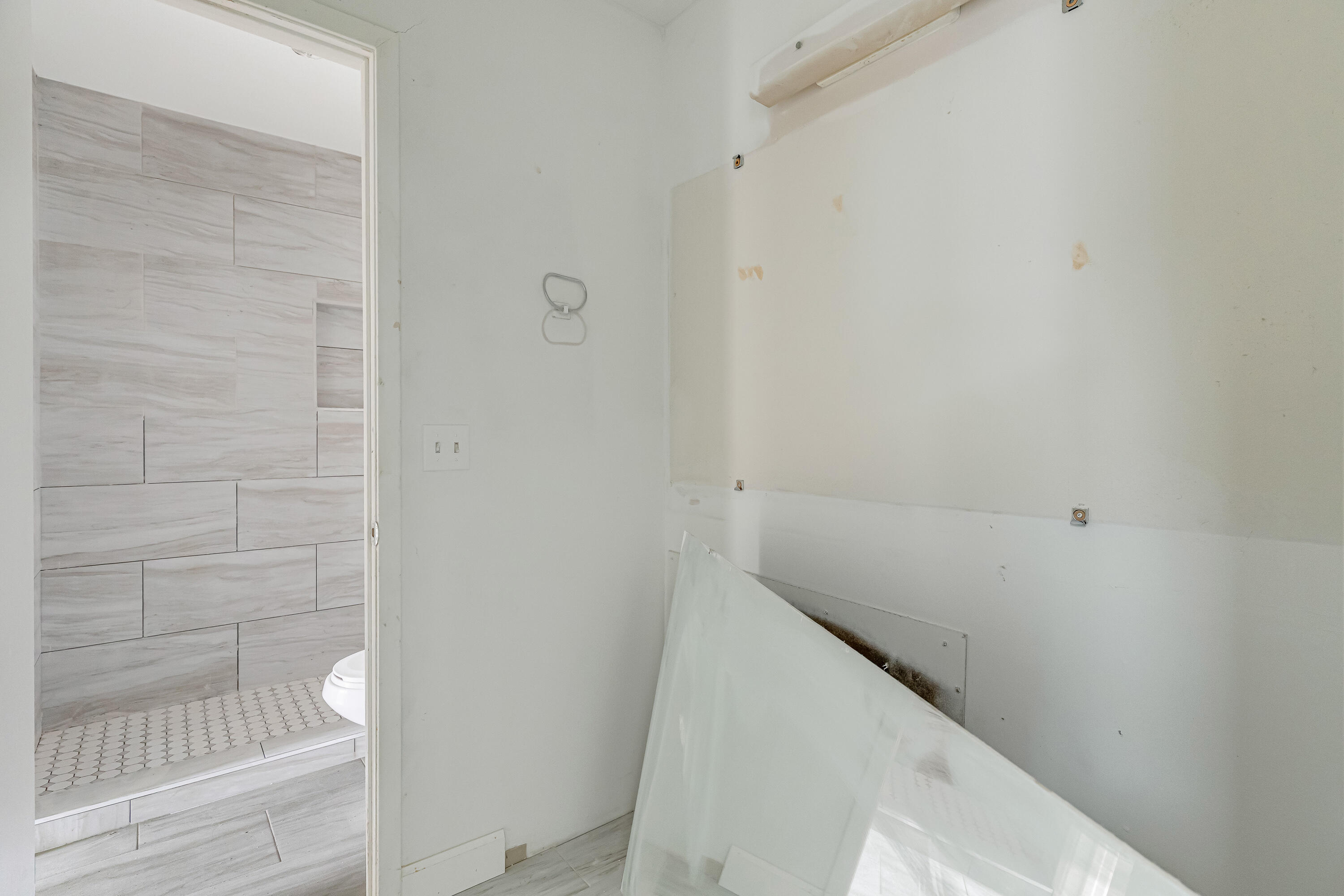 113 Cedar Avenue Southwest, Unit A Fort Walton Beach, FL 32548 - Photo 17 of 32 a view of a bathroom