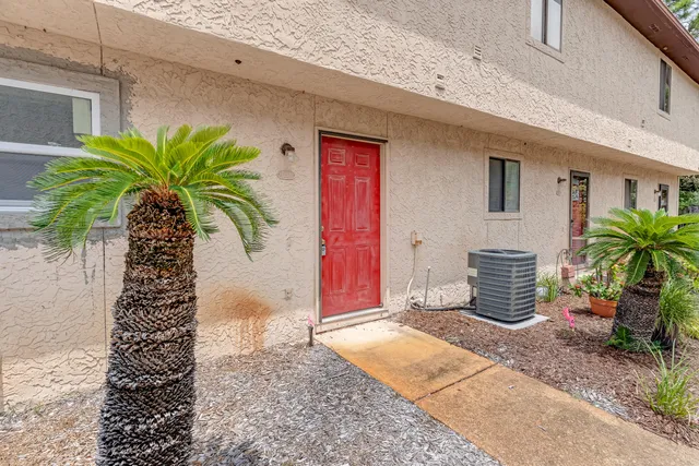 $165,000 | 113 Cedar Avenue Southwest, Unit A, Fort Walton Beach, FL 32548