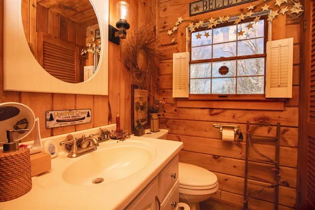 $395,000 | 2155 Oneida Road, Danville, VT 05828