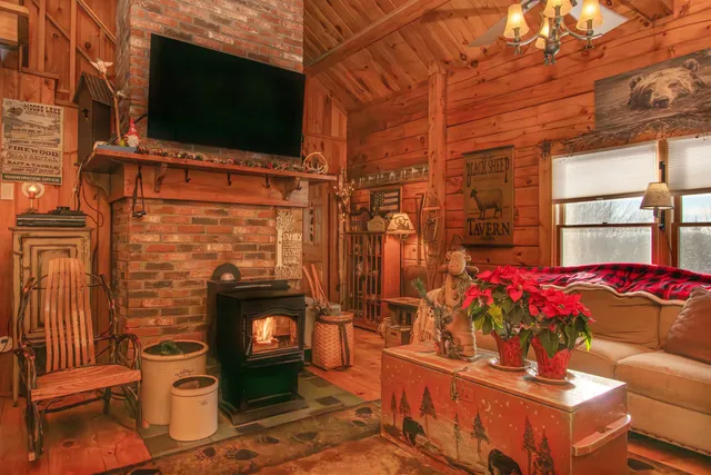 $395,000 | 2155 Oneida Road, Danville, VT 05828