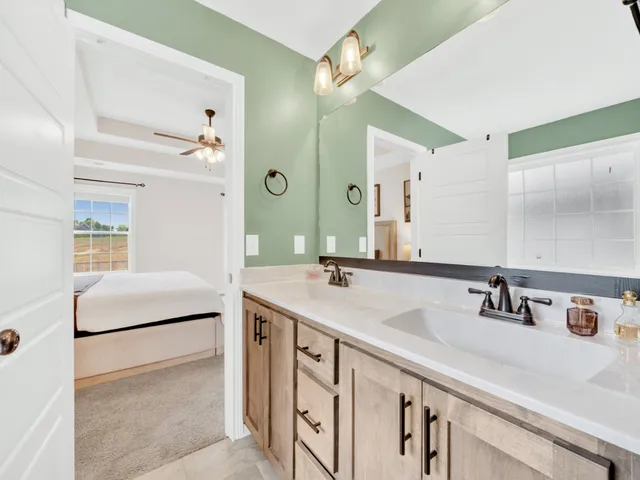 $1,900 | 1572 Variance Drive, Clarksville, TN 37042