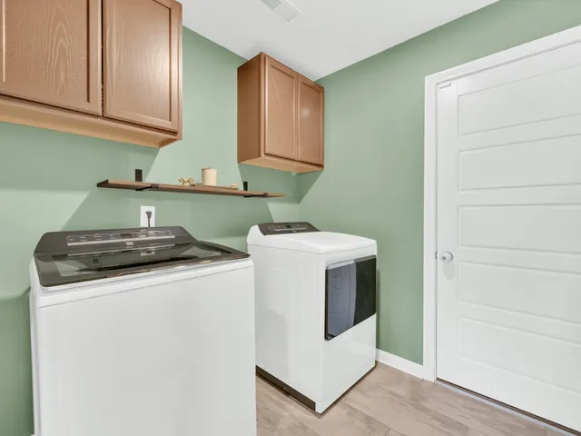 $1,900 | 1572 Variance Drive, Clarksville, TN 37042