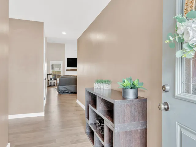 $1,900 | 1572 Variance Drive, Clarksville, TN 37042