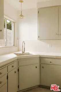 $2,495,000 | 2218 Pico Boulevard, Santa Monica, CA 90405