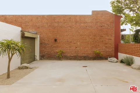 $2,495,000 | 2218 Pico Boulevard, Santa Monica, CA 90405