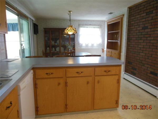 21 Ashford Road Longmeadow, MA 01106 - Photo 10 of 28