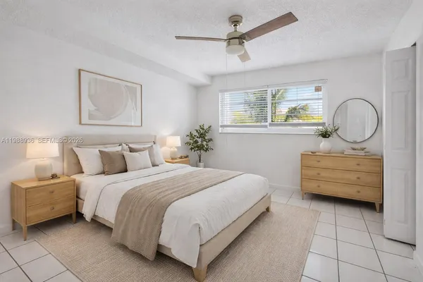 $2,600 | 1428 Euclid Avenue, Unit 404, Miami Beach, FL 33139