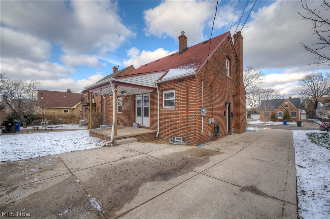 4682 Broadale Road Old Brooklyn, OH 44109 - Photo 5 of 26
