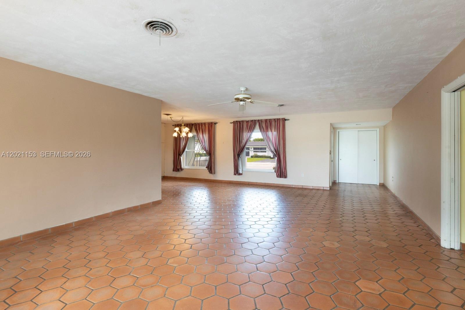 8791 Southwest 85th Street Miami, FL 33173 - Photo 8 of 33