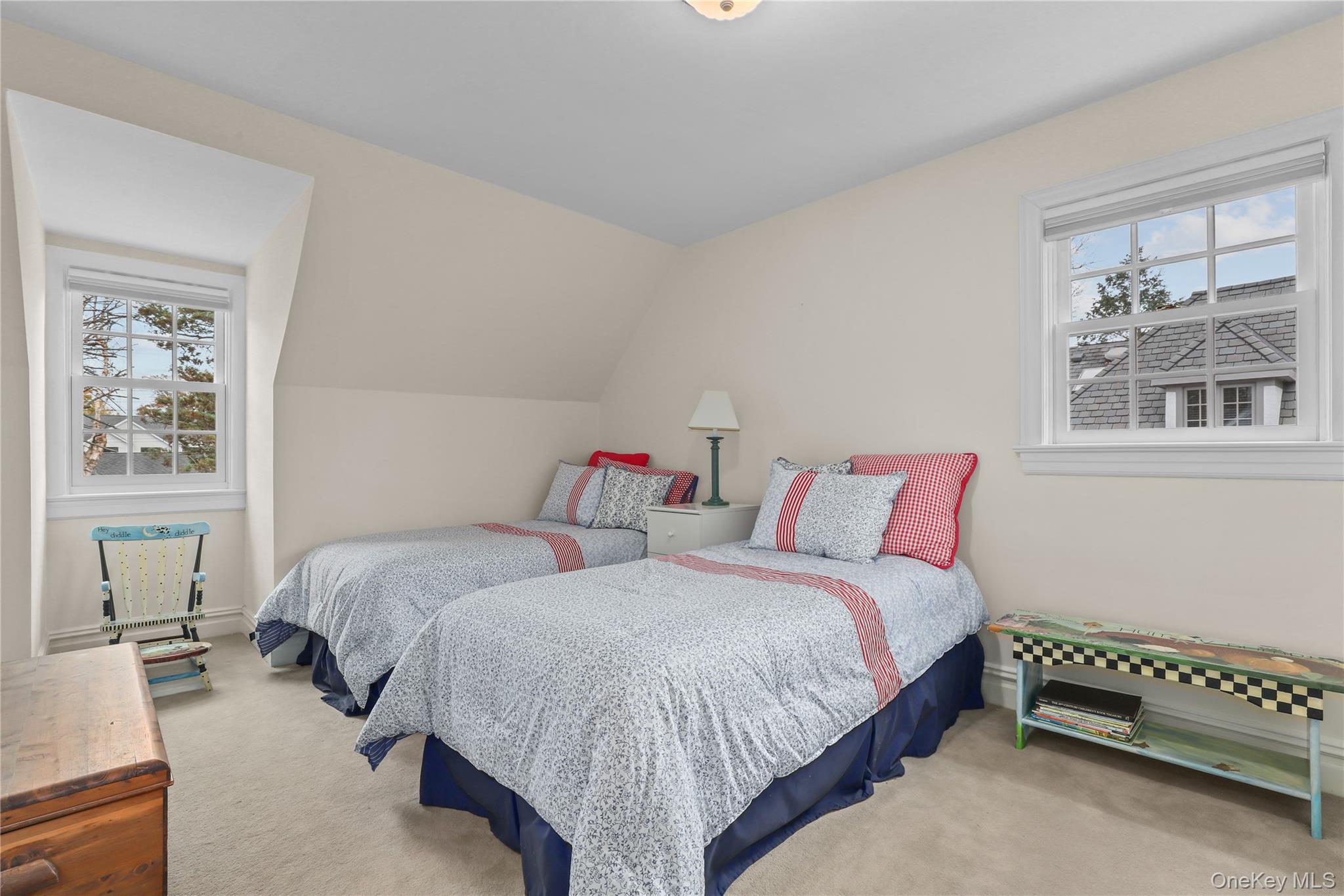 12 Sunnybrae Place Bronxville, NY 10708 - Photo 23 of 40 3rd fl Bedroom #5