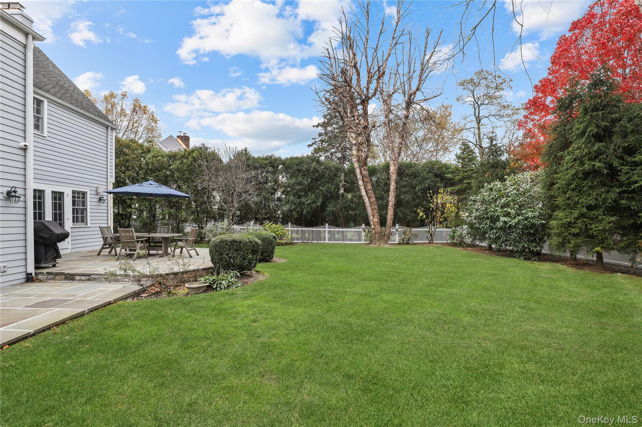 12 Sunnybrae Place Bronxville, NY 10708 - Photo 35 of 40 Backyard