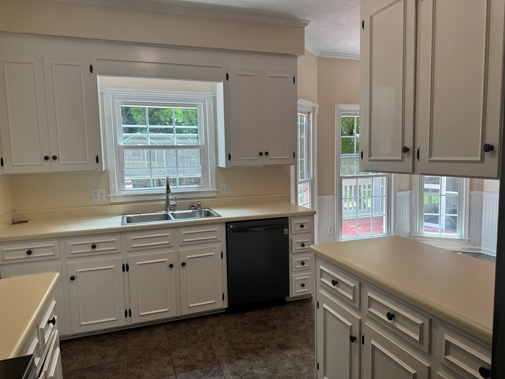 1212 Rampart Drive Dothan, AL 36303 - Photo 10 of 67 Gallery Image 10