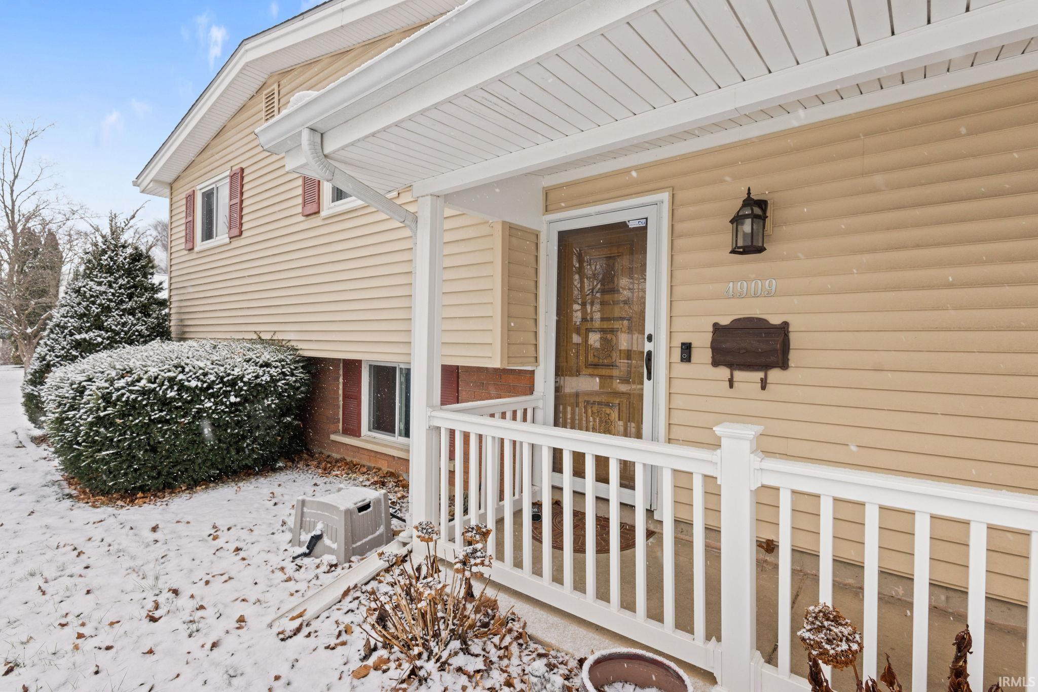 4909 Craig Road South Bend, IN 46614 - Photo 2 of 28 Gallery Image 2